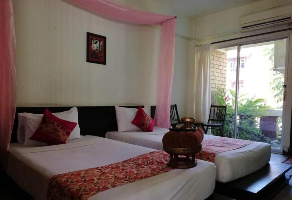 Hotel Baan Pim
